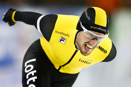 Schaatser Douwe de Vries boos op Thialf: ‘IJs is niet topsportwaardig’