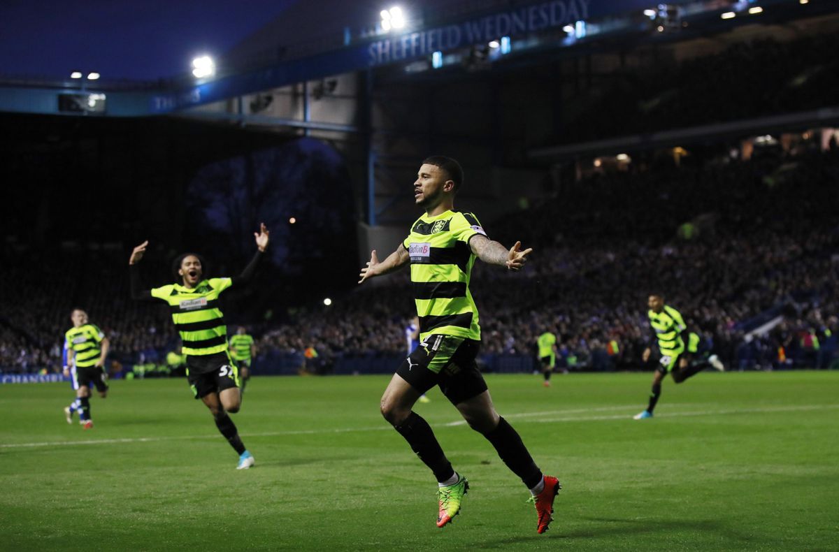 Stam kent tegenstander: Huddersfield in finale play-offs