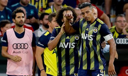 Fenerbahçe-speler is fluitconcert van eigen fans helemaal zat en wil stoppen tijdens oefenpot (video)