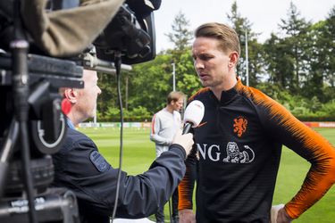 Luuk de Jong heeft teveel last van gebroken teen en haakt af bij Oranje