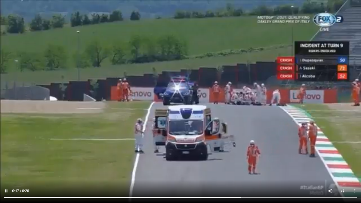 Zeer heftig ongeval in Moto3: ambulances en traumahelikopter redden Zwitserse coureur