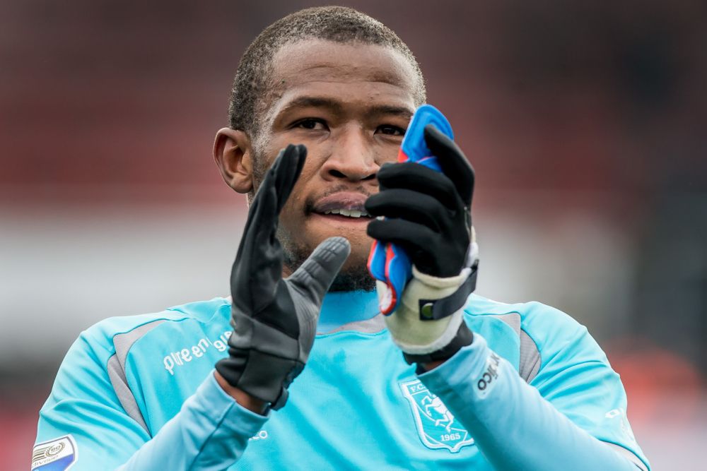 Mokotjo verlaat FC Twente voor Engels avontuur bij Brentford