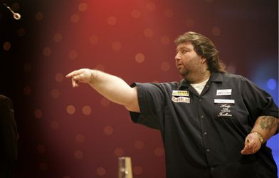 Darter Andy Fordham ontsnapte aan levensgevaarlijke operatie: 'Kan zo weer gebeuren'