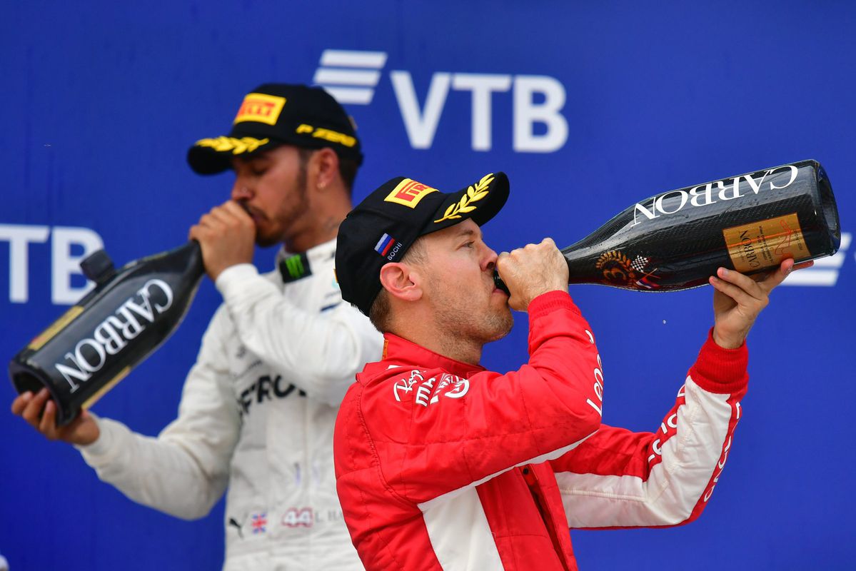 Hamilton op Instagram: "Vettel verdient meer respect"