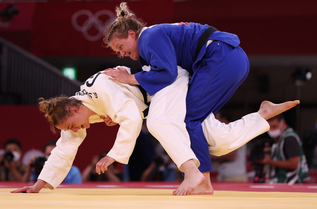 🥉 | Wéér een medaille op Waanzinnige Woensdag: judoka Sanne van Dijke pakt brons