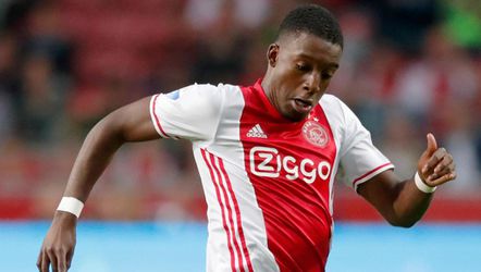 Overmars: Bazoer hoeft helemaal niet weg