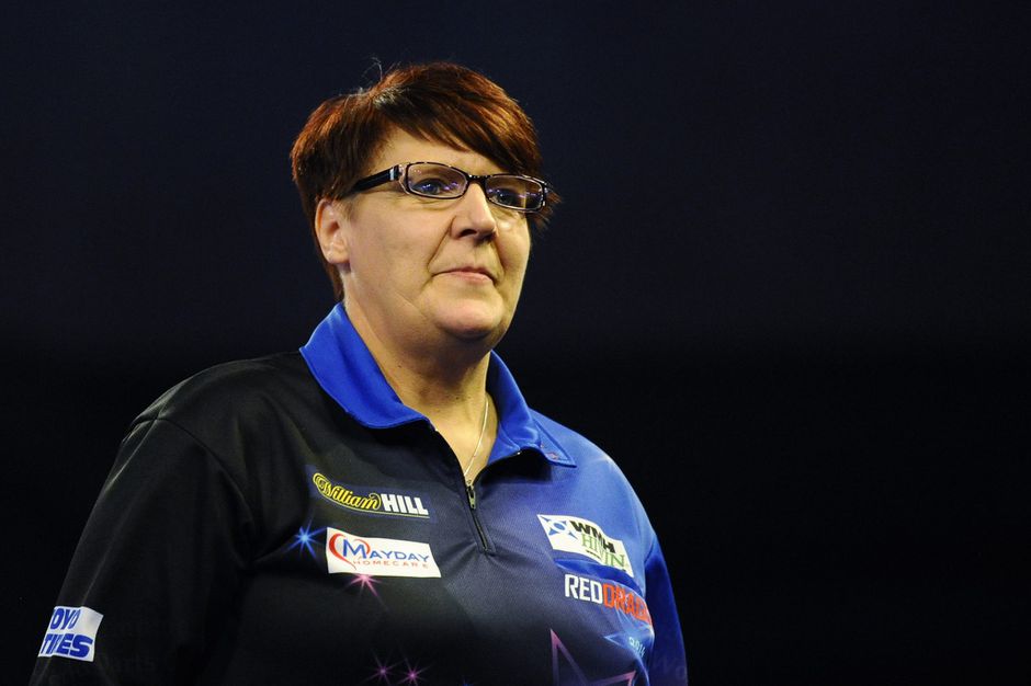 Lisa Ashton is de 1e vrouw ooit met een PDC-tourkaart via Q School