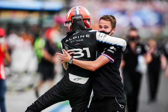 🎥 | Check de samenvatting van de chaosrace bij de Grand Prix van Hongarije