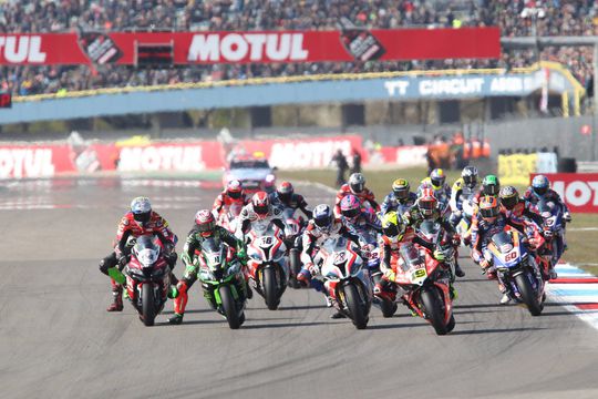 Vet! TT Assen trekt meeste bezoekers van ALLE 19 MotoGP-races