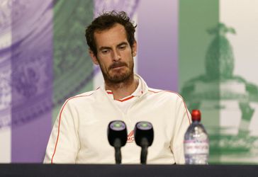 Andy Murray vraagt volgers om advies: 'Weet iemand welke ballenwerper het beste is?'