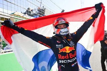 🎥 | Max Verstappen blijft nuchtere Hollander: 'Als we het kampioenschap maar winnen'