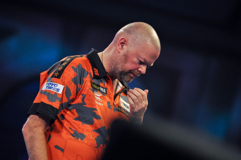 Van Barneveld verliest ook online potje na potje