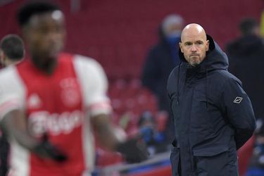 🎥 | Check hier de uitgebreide reactie van Ajax-trainer Erik ten Hag na de uitschakeling in de Champions League