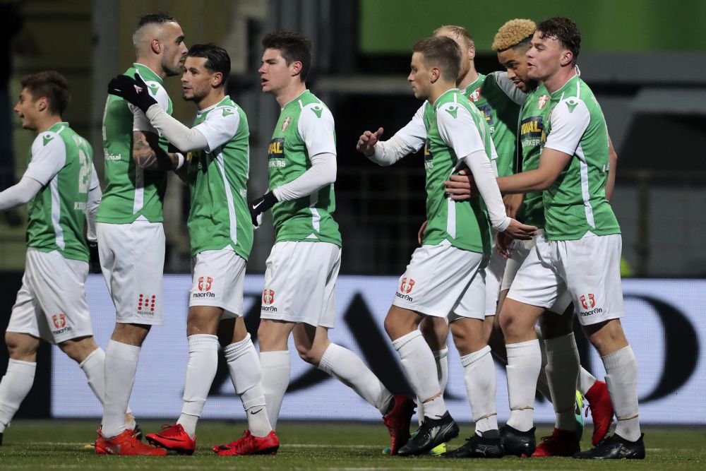 Juup League: Dordrecht overklast Fortuna, Almere countert NEC van de mat