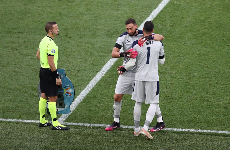 Dit is waarom Roberto Mancini vlak voor tijd nog van keeper wisselde