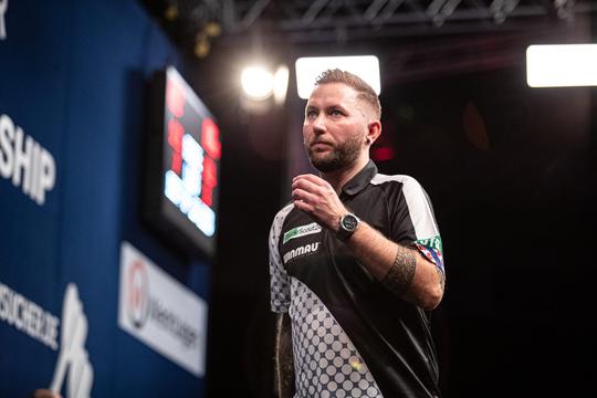 🎥 | Geen Nederlandse finale op EK darts: Danny Noppert in halve finale uitgeschakeld door Peter Wright
