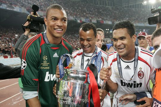 Legendarische AC Milan-keeper Dida keert terug bij het 1e elftal