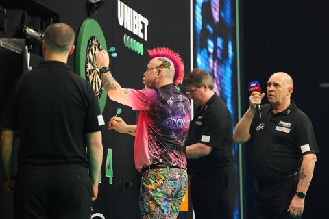 Dit is waarom er vandaag 'ingetogen' wordt gedart in de Premier League