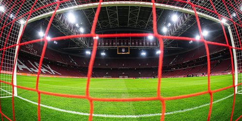 Ajax moet definitief uitwijken naar ander stadion bij deelname play-offs