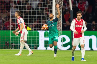 Ajax van de hemel naar de hel: uitgeschakeld na Moura-hattrick in de Johan Cruijff Arena