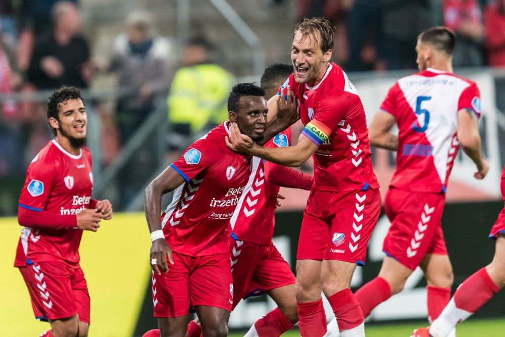 FC Utrecht dankt spits Bahebeck voor zege op Heerenveen