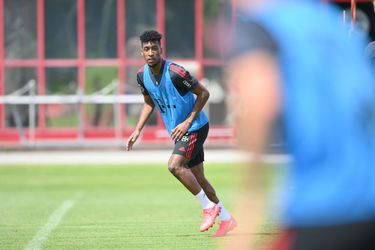 Kingsley Coman na hartoperatie weer begonnen met groepstraining bij Bayern München