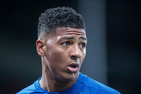 Johan Derksen weet het zeker: 'Ajax wil Patrick van Aanholt halen, maar PSV ook'