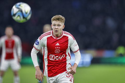 Nu ook officieel: Kristian Hlynsson is speler van Ajax 1
