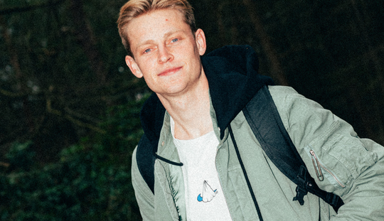 Is er een kleine Frenkie op komst? De Jong komt met deze 'hint' aan bij Oranje