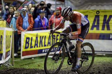 Herstelde Marianne Vos aan de start in wereldbeker Hoogerheide