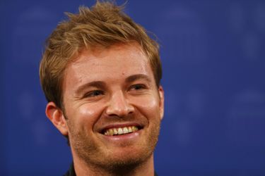 Rosberg lyrisch over nieuwe Mercedes-bolide: 'Geen evolutie, maar een revolutie'