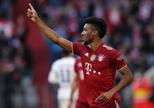 Bayern Munchen-speler Kingsley Coman wilde na 5-0 kleedkamer Borussia Mönchengladbach bestormen