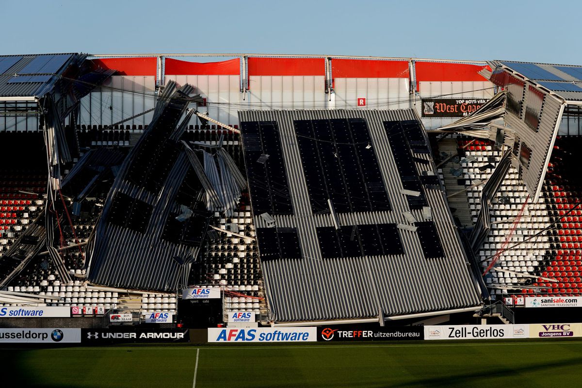 Onderzoeksraad over AZ-stadion: 'Acuut risico, resterend dak kan nog steeds instorten'