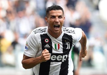 BAM! Cristiano Ronaldo prikt na 3 wedstrijden zonder goals direct 2 keer (video's)