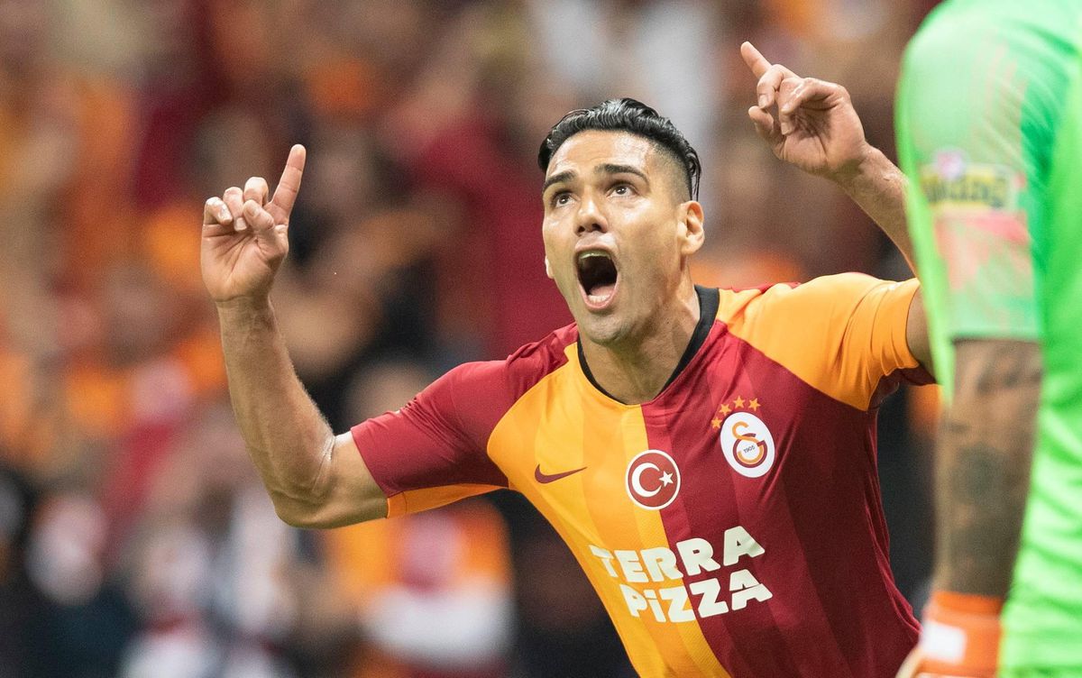Debuterende Falcao redt Galatasaray met enige treffer