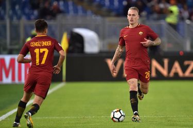 Karsdorp maakt debuut bij AS Roma en is zo blij als een kind