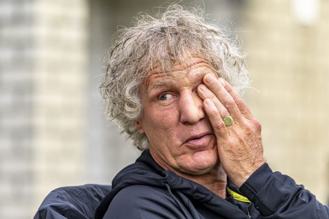 Gertjan Verbeek begint als trainer van Almere City met nederlaag bij Jong AZ