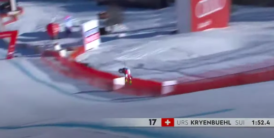 Zwitserse skiër Kryenbühl naar het ziekenhuis na DEZE horrorcrash met 140kmh
