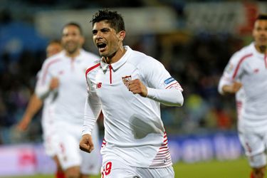 Sevilla haalt Banega terug en presenteert Mexicaanse spits