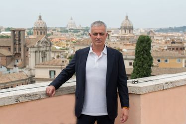 José Mourinho vraagt om geduld bij AS Roma: 'Ben niet gekomen om vakantie te vieren'