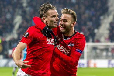 HOPPA! Tankovic zorgt met wereldgoal voor lekker avondje in Alkmaar (video)