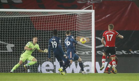 🎥 | Ingestudeerde hoekschop van Southampton wordt lekker afgemaakt