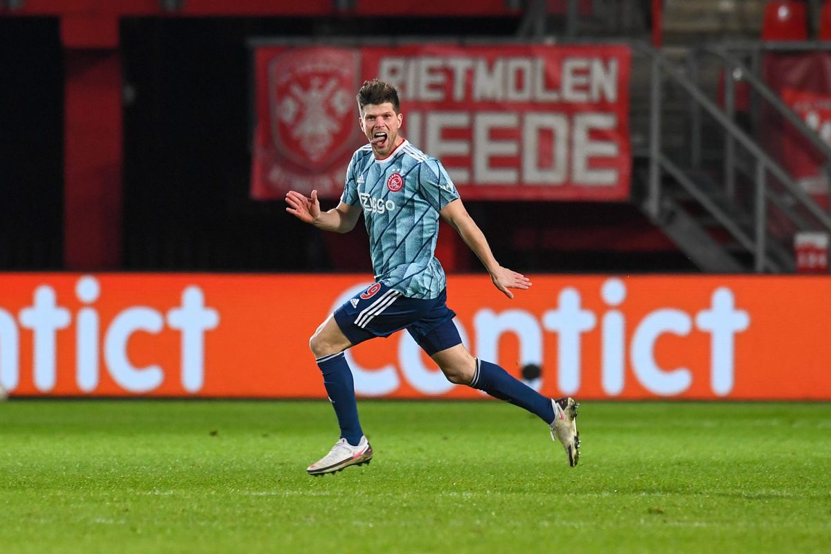 Ajax maakt mooi gebaar richting Huntelaar en Schalke 04