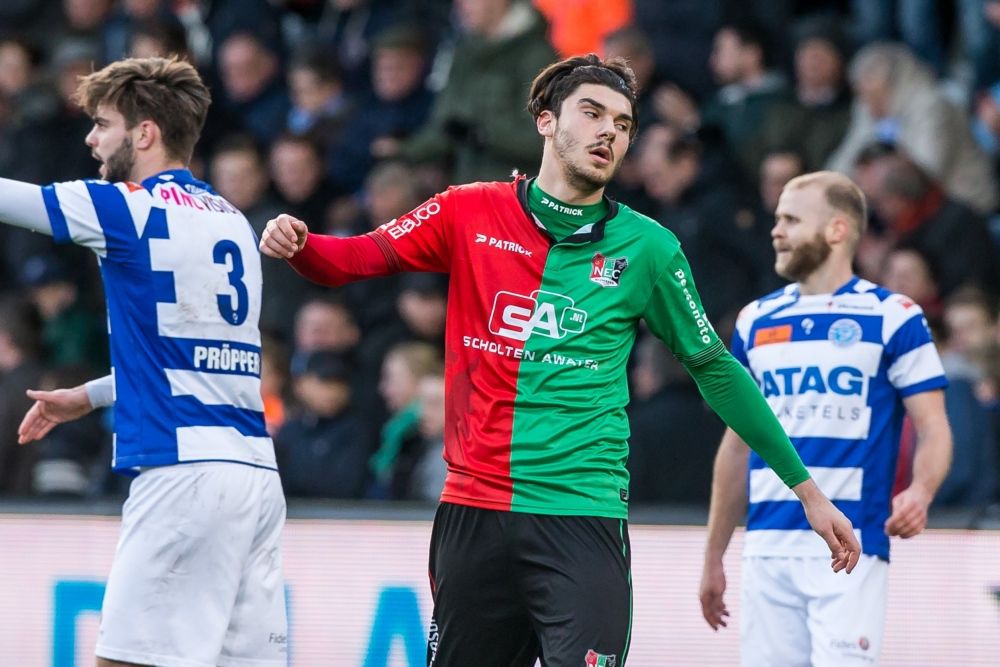 'Roman Vervangt Santos In De Spits Bij NEC Tegen Aartsrivaal Vitesse ...