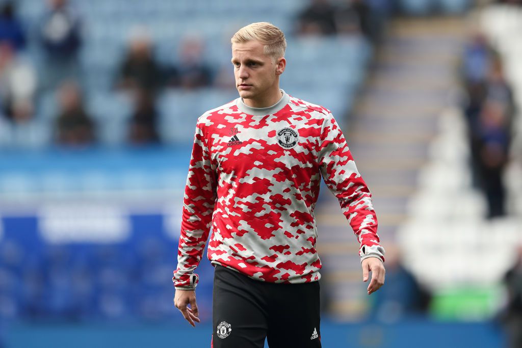 'Woedende Donny van de Beek slaat met vuist op tafel bij Manchester United'