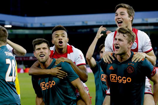 Huntelaar bezorgt De Graafschap-knul avond van z'n leven met zijn wedstrijdshirt (video)