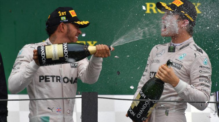 Hamilton zegt dat hij Rosberg gaat missen als teamgenoot