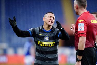 🎥| De Vrij scoort, maar Inter gaat mede dankzij missende Sánchez verrassend onderuit