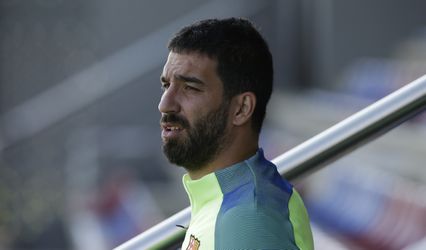 Turan keert geblesseerd terug bij Barcelona