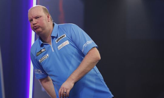 'Kijk alleen al naar dag 1: Vincent van der Voort had inderdaad niks te zoeken op dit WK darts'